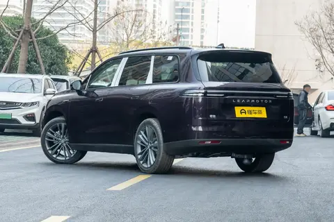 2026 款零跑 C16 购车指南！不同配置该如何选择？